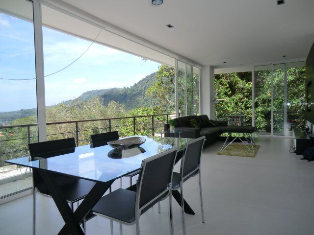 Photo Phuket sea view condo for sale on the hill of Kamala  