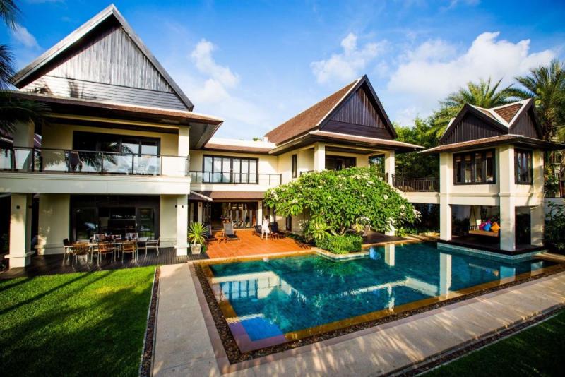 Photo Phuket Sea View Luxury Villa with 6 bedrooms for Sale in Layan