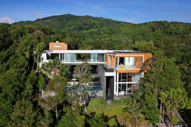 Photo Phuket super villa overlooking Andaman sea for sale located in Kamala Headland