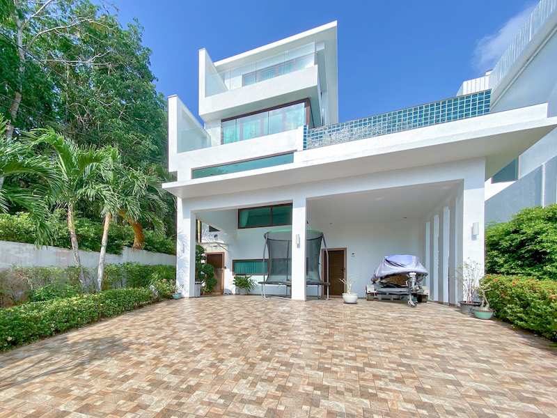 Photo Sea view luxury villa 5 bedrooms for sale in Ao Por, Phuket