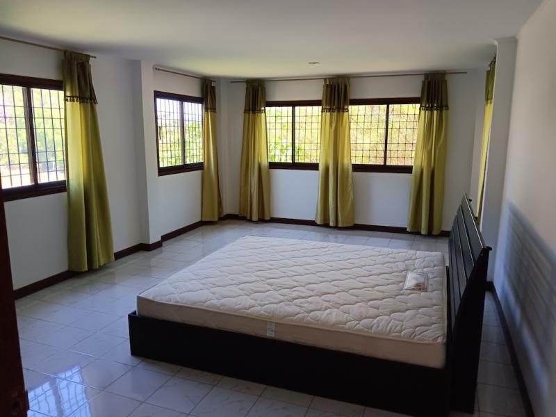 Photo Seaview 3 bedroom house for sale on the hills of Patong, Phuket