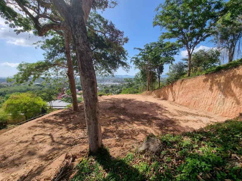 Photo Stunning hilltop land with sea views for sale in Chalong