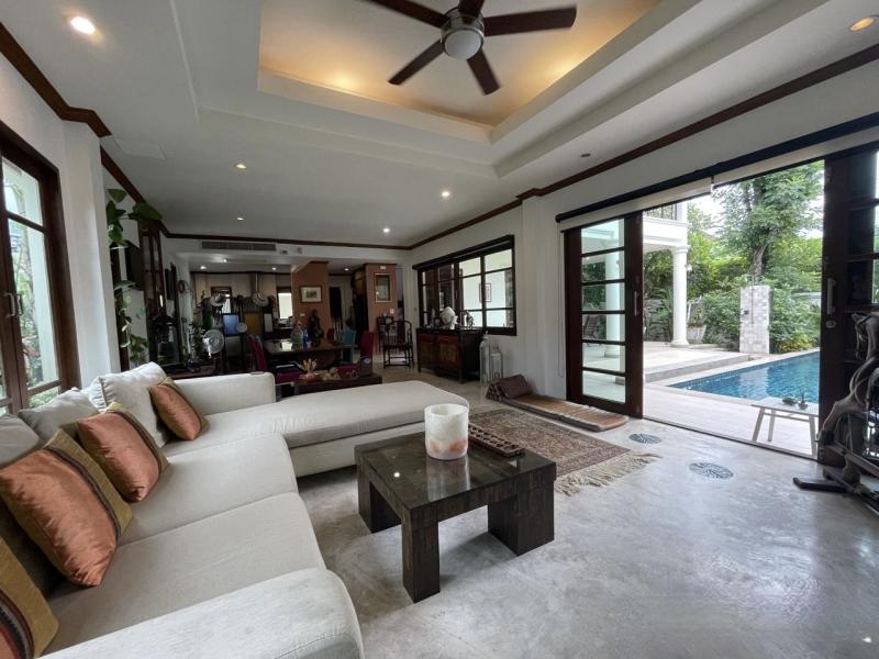 Photo Thai beach Villa for Sale in Surin, Phuket