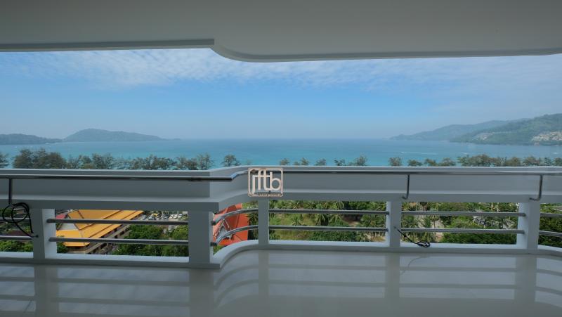 Photo Modern luxury full Sea View apartment for sale in Patong Beach