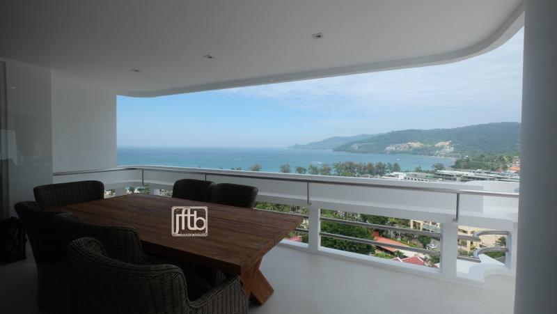 Photo Modern luxury full Sea View apartment for sale in Patong Beach