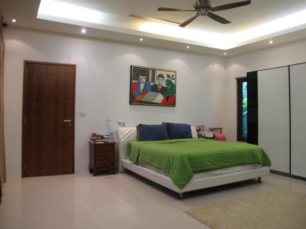 Photo Tropical villa for sale in Thalang, Phuket